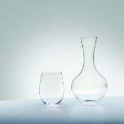 Riedel Syrah Vinkaraff -Fina Vinglas 1430 13 0414 0 decanter syrah o cabernet grey background